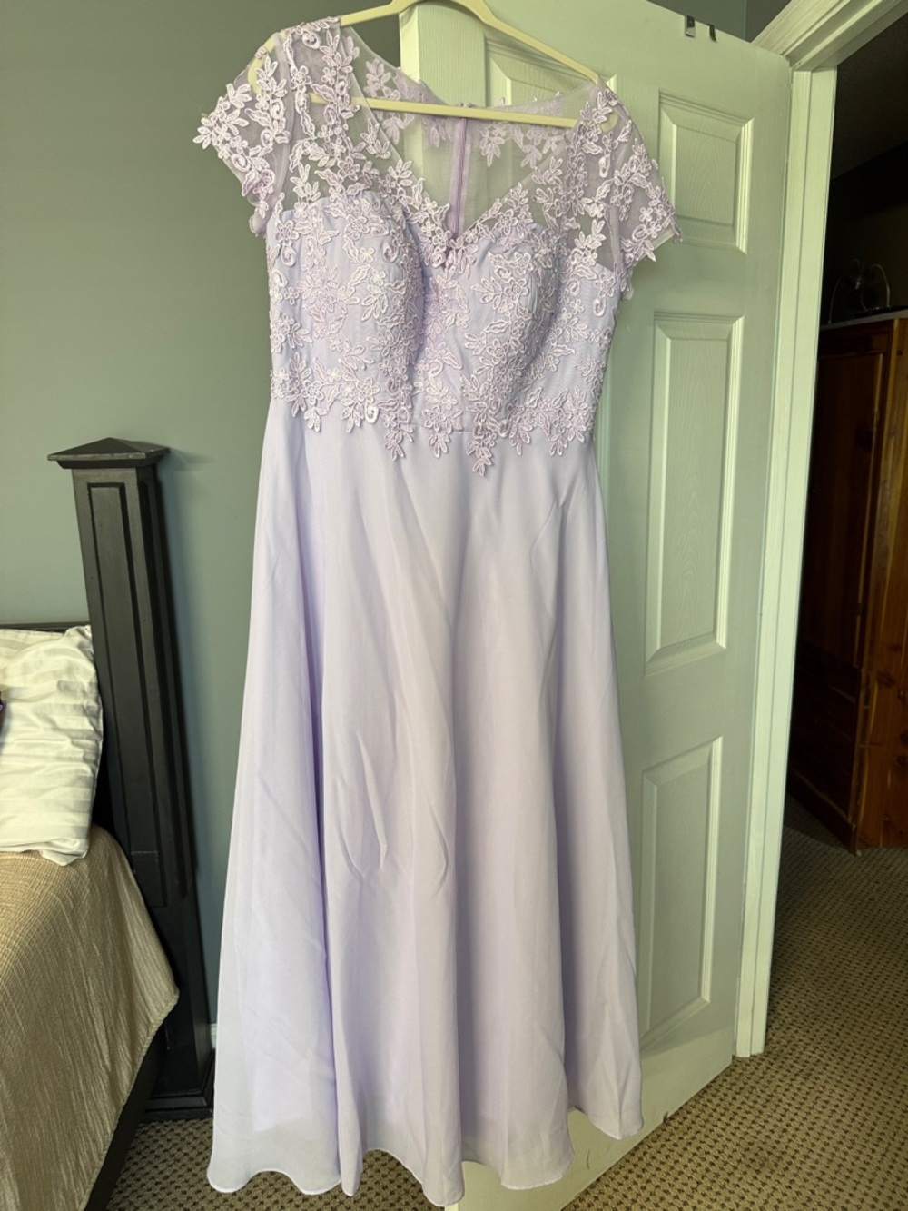 Lavender Lace Bodice Maxi Dress with Cap Sleeves